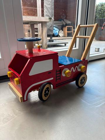 Houten Loopauto Brandweer beschikbaar voor biedingen
