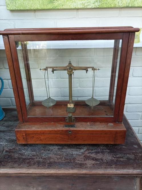 Antieke apothekers weegschaal, Antiek en Kunst, Antiek | Gereedschap en Instrumenten, Ophalen