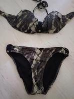 Bikini zwart met subtiele glitter maat 38, Kleding | Dames, Badmode en Zwemkleding, Beachwave, Overige kleuren, Ophalen of Verzenden