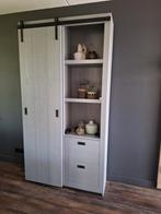 VT wonen wandkast "Barn", Ophalen, 200 cm of meer, Zo goed als nieuw, Grenenhout