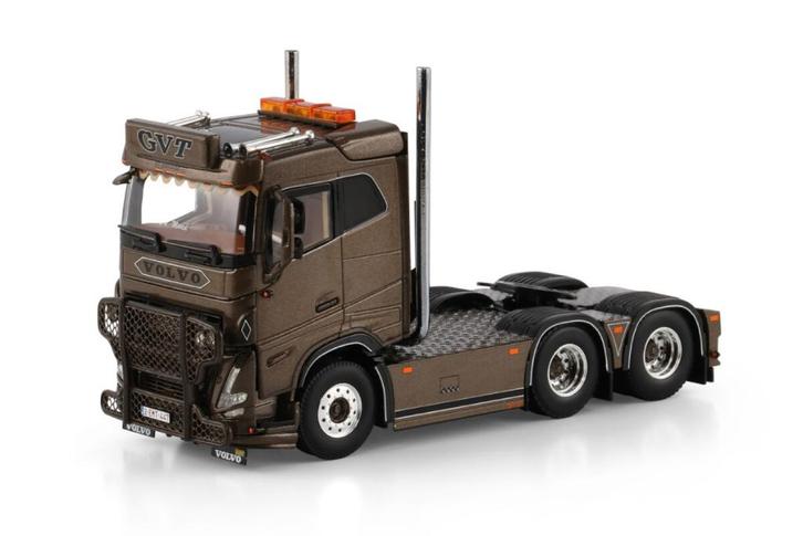 GVT Transport Brugge; VOLVO FH5 SLEEPER CAB 6X2 TAG AXLE, Hobby en Vrije tijd, Modelauto's | 1:50, Bus of Vrachtwagen, Wsi, Ophalen of Verzenden