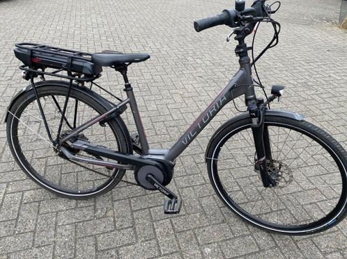 Victoria e-Trekking 7.8 Dames Grey/Red 48cm 2019, Fietsen en Brommers, Elektrische fietsen, Gebruikt, Overige merken, 47 tot 51 cm