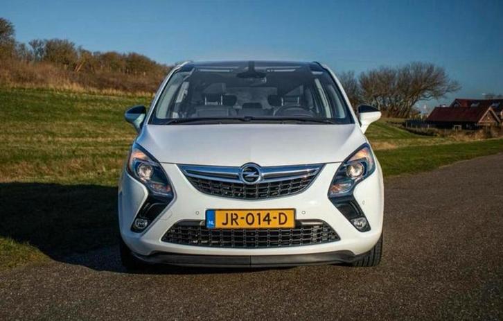 Opel Zafira 1.4T 103KW 2016 Wit, Auto's, Opel, Particulier, Achteruitrijcamera, Adaptieve lichten, Adaptive Cruise Control, Airbags