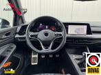 Volkswagen Golf 1.5 TSI R-Line|Navi|NL-Auto|Sfeerverlichting, Voorwielaandrijving, Stof, 4 cilinders, Zwart