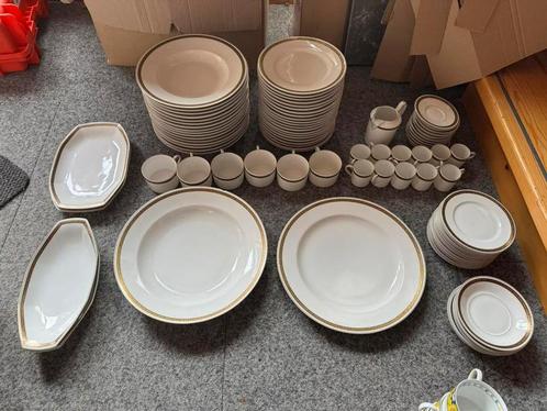 Hutschenreuther Goldrand, Hohenberg Vintage Antiek, Antiek en Kunst, Antiek | Servies compleet, Ophalen