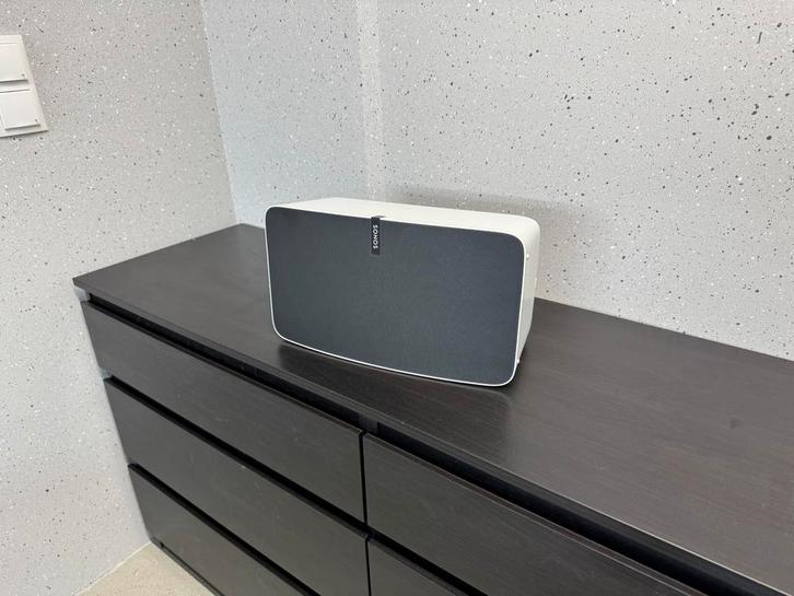 Sonos Play 5 gen2 wit, Audio, Tv en Foto, Luidsprekers, Zo goed als nieuw, Front, Rear of Stereo speakers, 120 watt of meer, Sonos