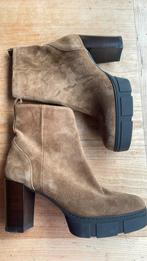 Unisa laarsjes suede 41 nieuw, Beige, Lage of Enkellaarzen, Nieuw, Ophalen of Verzenden