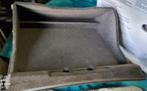 V40 dashboard kast klep, Ophalen of Verzenden, Gebruikt, Volvo