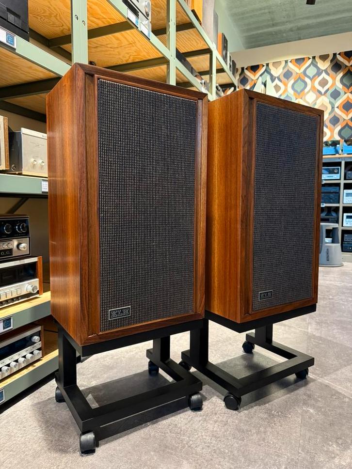 KLH Twenty-Three 23, zéér zeldzaam, topstaat, met stands, Audio, Tv en Foto, Luidsprekers, Zo goed als nieuw, Front, Rear of Stereo speakers