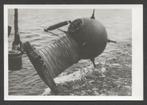 Zeemijn wordt uitgezet door Duitse mijnenlegger., Verzenden, Marine, Duitsland, Foto of Poster