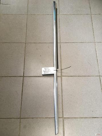 w126 SEL sierstrip Linksachter  beschikbaar voor biedingen