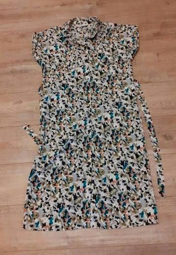 maat 38 ,zomerjurk ,tops,hesje broek,rok  beschikbaar voor biedingen