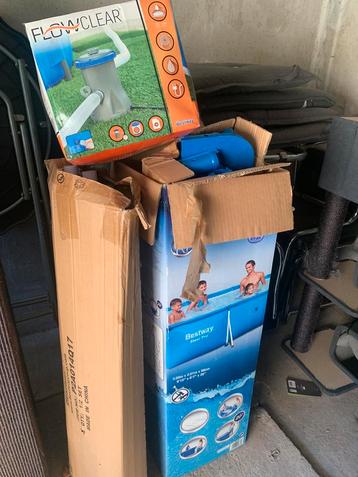 Zwembad met pomp 300x201 beschikbaar voor biedingen