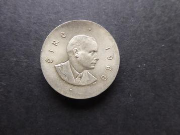Ierland zware zilveren 10 Shilling 1966. beschikbaar voor biedingen
