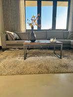 Salontafel met stalen onderstel en houten blad, Huis en Inrichting, Ophalen, Gebruikt, Overige materialen, 100 tot 150 cm
