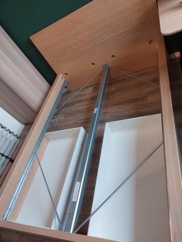 Ikea Malm 140x200 met 2 lades, lattenbodems en evt matras - afbeelding 4