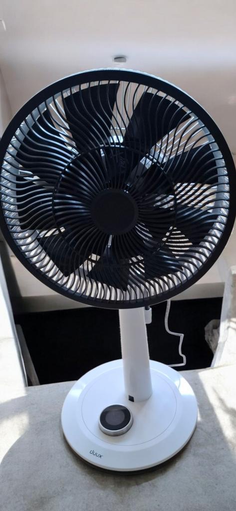 Duux Whisper Ventilator Wit - Zeer Stille Statiefventilator, Witgoed en Apparatuur, Ventilatoren, Zo goed als nieuw, Statiefventilator