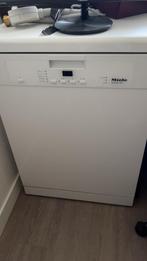Miele Vaatwasser - Weinig Gebruikt - 2 Jaar Oud, Witgoed en Apparatuur, Vaatwasmachines, Ophalen, 60 cm of meer, Zo goed als nieuw