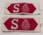 Leger des Heils uniform tabs met S (set van 2), Verzamelen, Religie, Ophalen of Verzenden, Zo goed als nieuw, Kleding, Christendom | Protestants