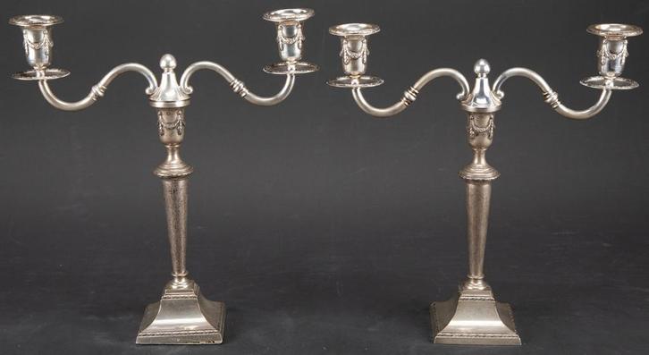 Paar zilveren Tweelichtskandelaars Louis Seize, Voorschoten., Antiek en Kunst, Antiek | Kandelaars, Zilver, Ophalen