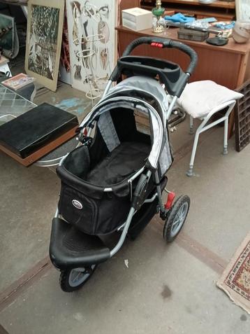 Honden Buggy beschikbaar voor biedingen