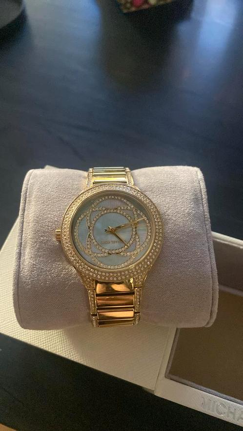 Michael Kors horloge Strass Parelmoer wijzerplaat, Sieraden, Tassen en Uiterlijk, Horloges | Dames, Zo goed als nieuw, Overige merken