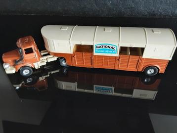 Corgi toy paardentrailer  beschikbaar voor biedingen