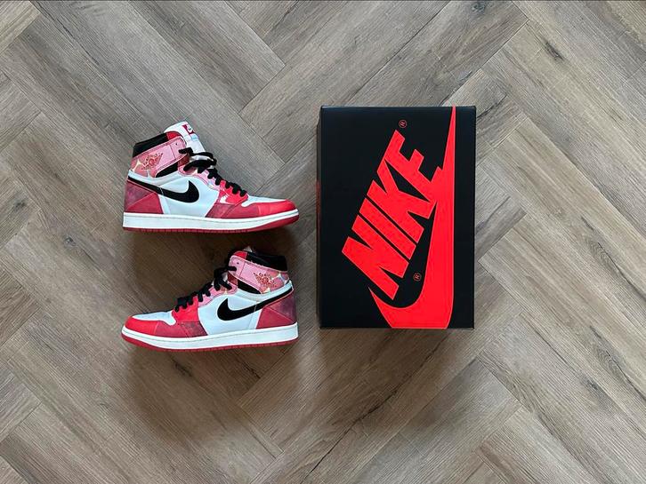 Jordan 1 Retro High OG Spider-Man Across the Spider-Verse, Kleding | Heren, Schoenen, Nieuw, Sneakers of Gympen, Ophalen of Verzenden