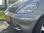 Mercedes A-klasse 190 Elegance*NEW APK 12/26*PARKEERSENSOREN, 125 pk, Gebruikt, Zwart, 4 cilinders