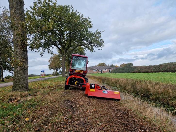 Maaiwerk met klepelmaaier, Diensten en Vakmensen, Tuinmannen en Stratenmakers, Tuinonderhoud of Snoeiwerk