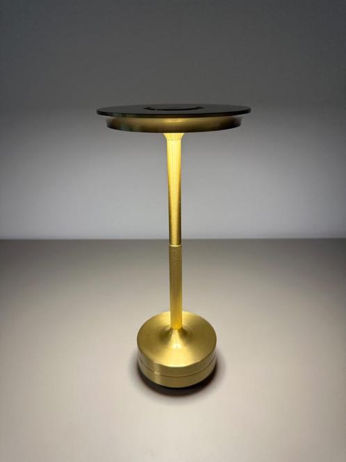 LED Designlamp - In goud, Antiek en Kunst, Kunst | Designobjecten, Verzenden
