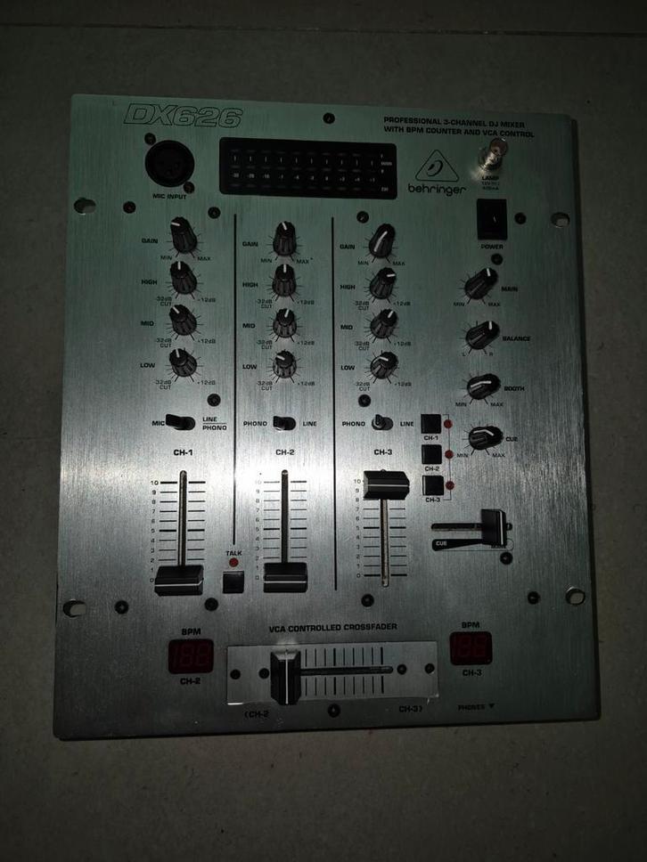 Behringer DX626 DJ Mixer - 3 Kanaals, Muziek en Instrumenten, Mengpanelen, Zo goed als nieuw, Minder dan 5 kanalen, Microfooningang