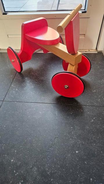 Houten loopfiets  beschikbaar voor biedingen