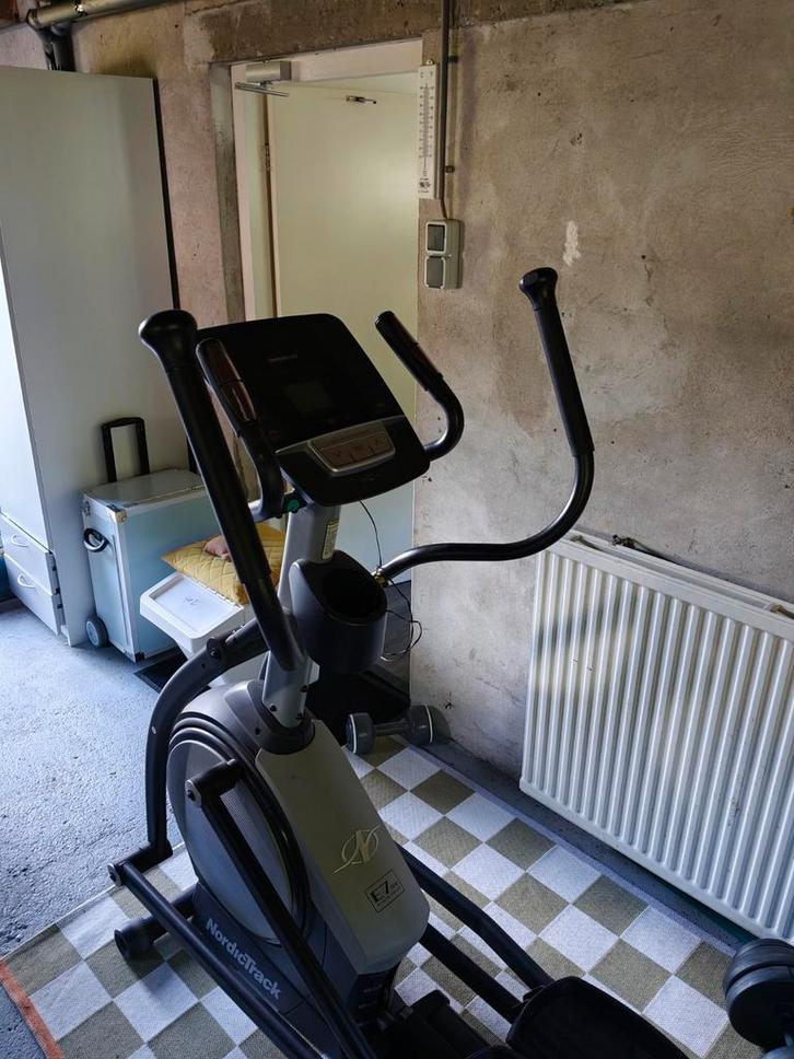 Crosstrainer NordicTrack E7 SV frontdrive, Sport en Fitness, Fitnessmaterialen, Zo goed als nieuw, Overige typen, Armen, Benen