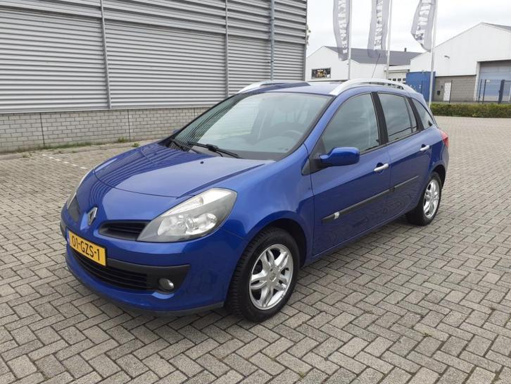 Renault Clio 1.2 Estate + Airco + Trekhaak + Apk 17-09-2026, Auto's, Renault, Bedrijf, Clio, ABS, Airbags, Airconditioning, Boordcomputer