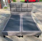 Mooie boxspring 2 persoons bed donkerbruin 160 x 200, Huis en Inrichting, Slaapkamer | Boxsprings, Ophalen, Zo goed als nieuw
