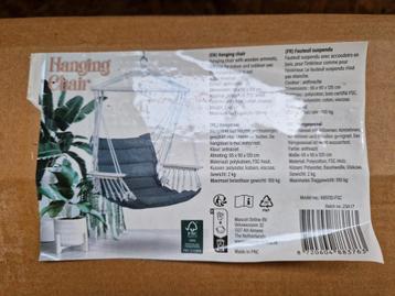 Hangstoel binnen/buiten beschikbaar voor biedingen