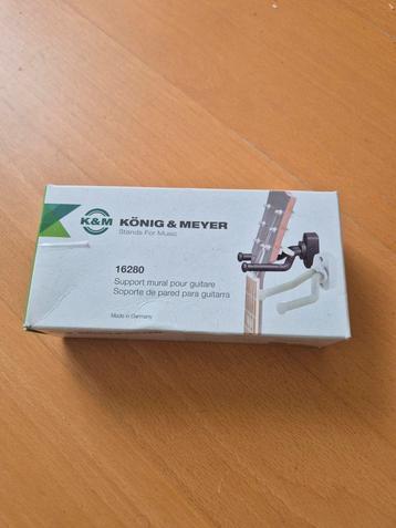 Gitaar Muurstandaard K&M beschikbaar voor biedingen
