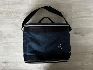 Poetstas Fouganza donkerblauw beschikbaar voor biedingen