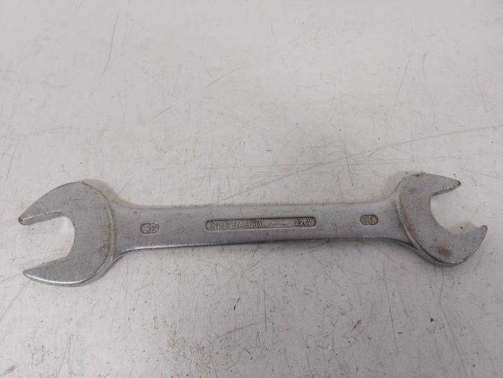 Rahsol Nr. 5 steeksleutel maat 30 en 32., Doe-het-zelf en Verbouw, Gereedschap | Handgereedschap, Gebruikt, Ophalen of Verzenden