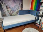 Ikea single bed/daybed BLÅKULLEN, Huis en Inrichting, Slaapkamer | Bedden, Blauw, 90 cm, Eenpersoons, Zo goed als nieuw