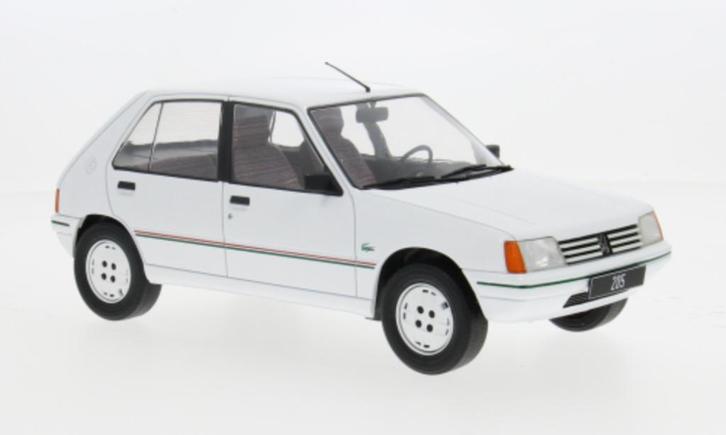 Jsn MCG 1:18 Peugeot 205 1984 wit, Hobby en Vrije tijd, Modelauto's | 1:18, Nieuw, Overige merken, Ophalen of Verzenden
