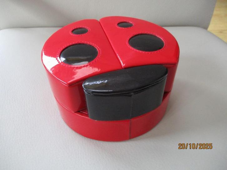 DAVIDT'S maroquinier- sieraden - lieveheersbeest - France, Sieraden, Tassen en Uiterlijk, Beautycases, Gebruikt, Rood, Ophalen of Verzenden