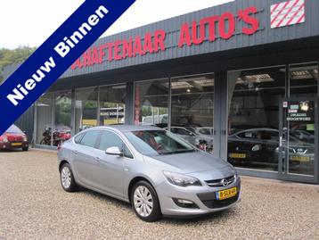 Opel Astra 1.4 Turbo Cosmo zeer mooi met trekhaak apk 16-03- beschikbaar voor biedingen