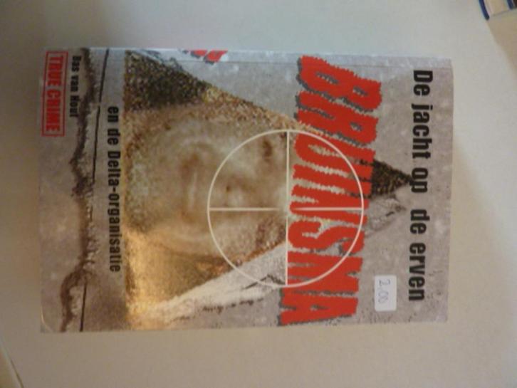 Bas van Hout - De jacht op de erven Bruinsma, Boeken, Overige Boeken, Zo goed als nieuw, Verzenden