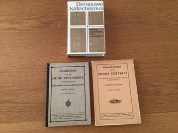 3 religieuze boeken  beschikbaar voor biedingen