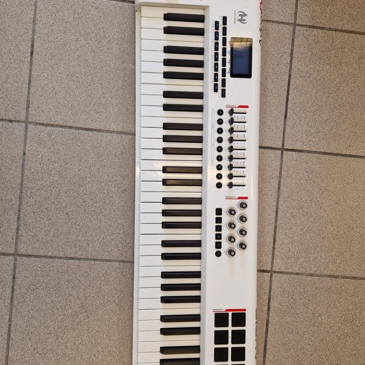 M-Audio Axiom Pro 61 Keyboard - In Nette Staat, Muziek en Instrumenten, Keyboards, Zo goed als nieuw