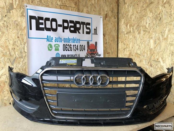 Audi A3 8V bumper grill mistlamp origineel kls geen pdc, Auto-onderdelen, Carrosserie en Plaatwerk, Bumper, Audi, Voor, Gebruikt