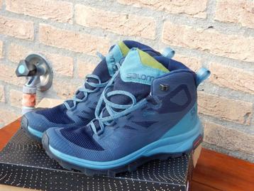 Prachtige dames salomon wandelschoenen beschikbaar voor biedingen
