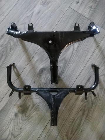 Kuipframe kuipsteun kuip frame zx12r zx 12r 12 r zzr1100 zzr beschikbaar voor biedingen